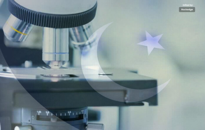 پاکستانی سائنسدانوں نے ٹی بیگ سے ماحول دوست فلورسنٹ نینو پارٹیکلز دریافت کر لیے۔
