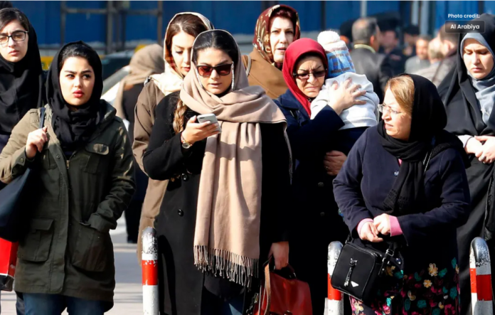 ایران حجاب کی خلاف ورزی کرنے والوں کو ’سخت سزا‘ دے گا۔