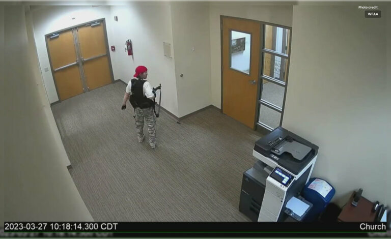 نیش وِل اسکول میں فائرنگ سے چھ افراد ہلاک