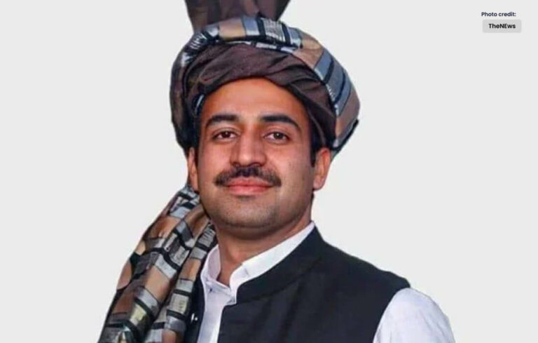 ایبٹ آباد حملے میں تحصیل چیئرمین سمیت 10 افراد جاں بحق