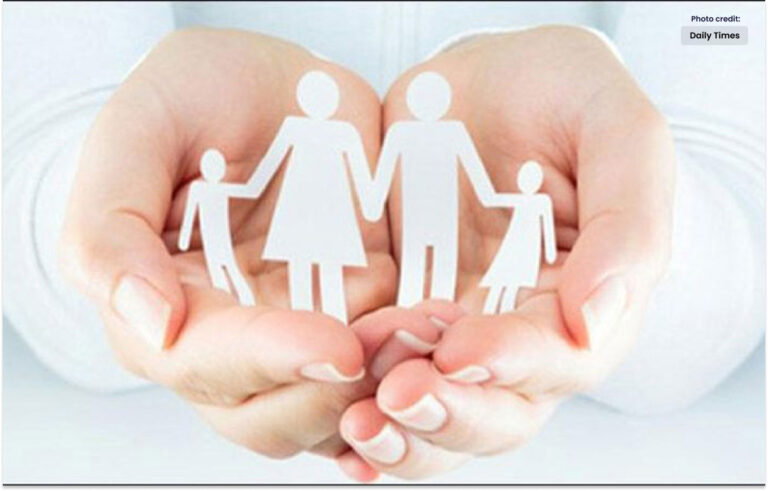 طویل مدتی اقتصادی ترقی کے لیے آبادی پر کنٹرول ضروری ہے: مفتاح اسماعیل