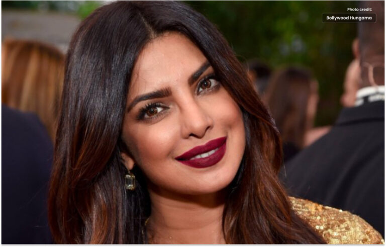 پریانکا چوپڑا ، جلد کی حفاظت کے لیےاپنے چہرے پر برف لگاتی ہیں۔