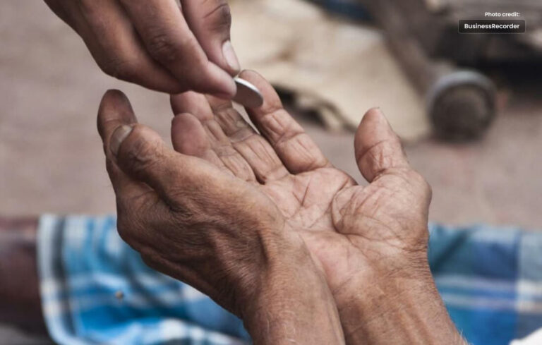 فی شخص کم از کم فطرہ 320 روپے مقرر کیا گیا ہے