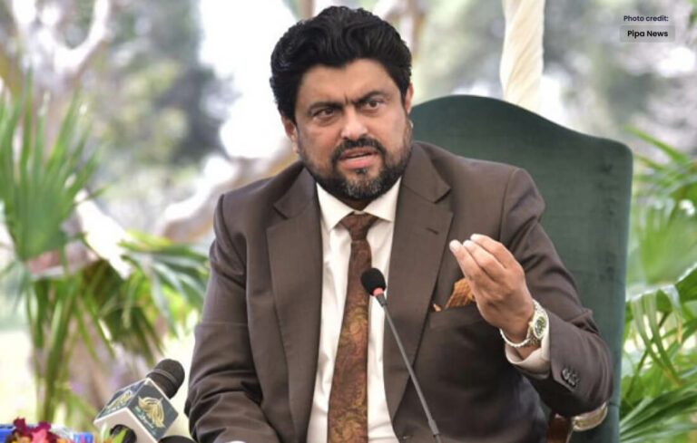 کامران ٹیسوری کا کراچی میں مفت آئی ٹی کورس کا اعلان