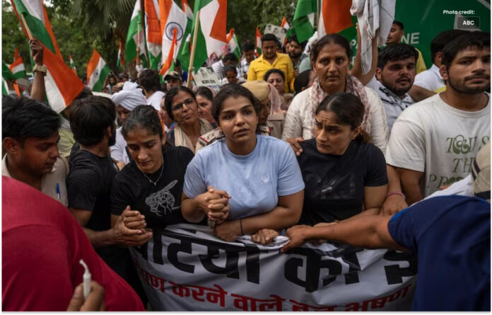 بھارتی پہلوانوں کا فیڈریشن لیڈر کے خلاف احتجاج
