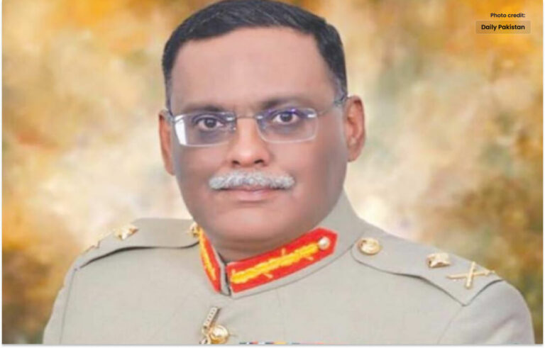 جنرل ساحر شمشاد کی مڈ شپ مین کی پاسنگ آؤٹ پریڈ میں شرکت