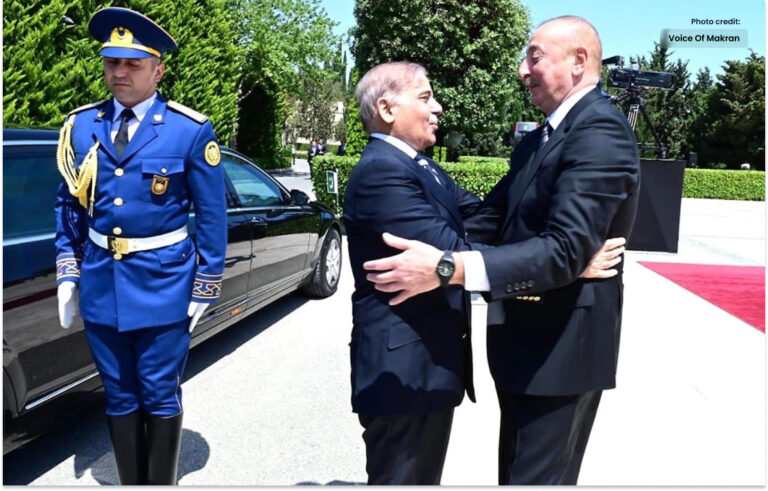 پاکستان کا آذربائیجان کی طرف رخ