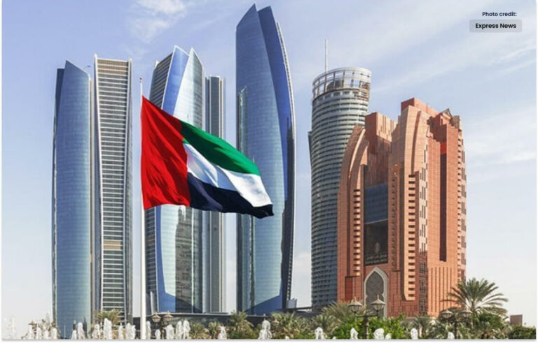 دبئی کے وزٹ ویزوں پر پابندی لگا دی گئی