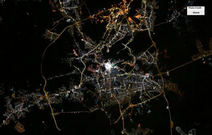 خانہ کعبہ کی جگمگاتی ہوئی تصویر وائرل